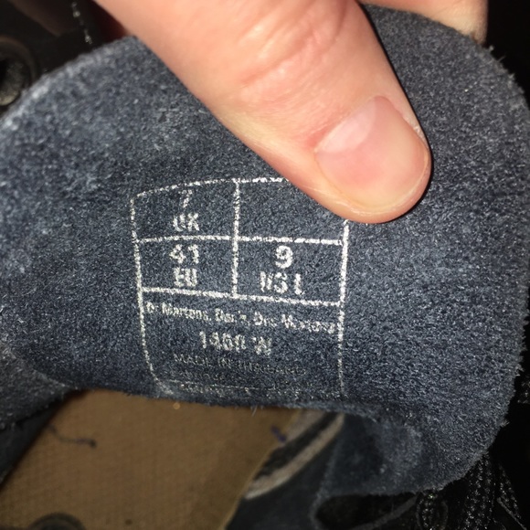 Dr martens boots - Picture 3 of 3